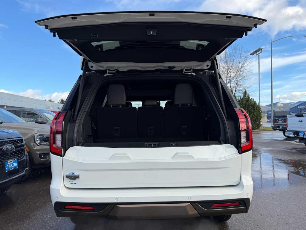 new 2026 Ford Expedition car, priced at $85,989