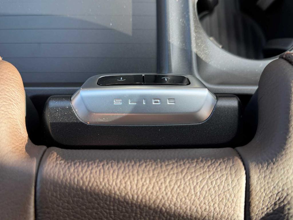 new 2026 Ford Expedition car, priced at $85,989