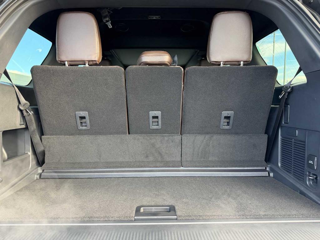 new 2026 Ford Expedition car, priced at $85,989