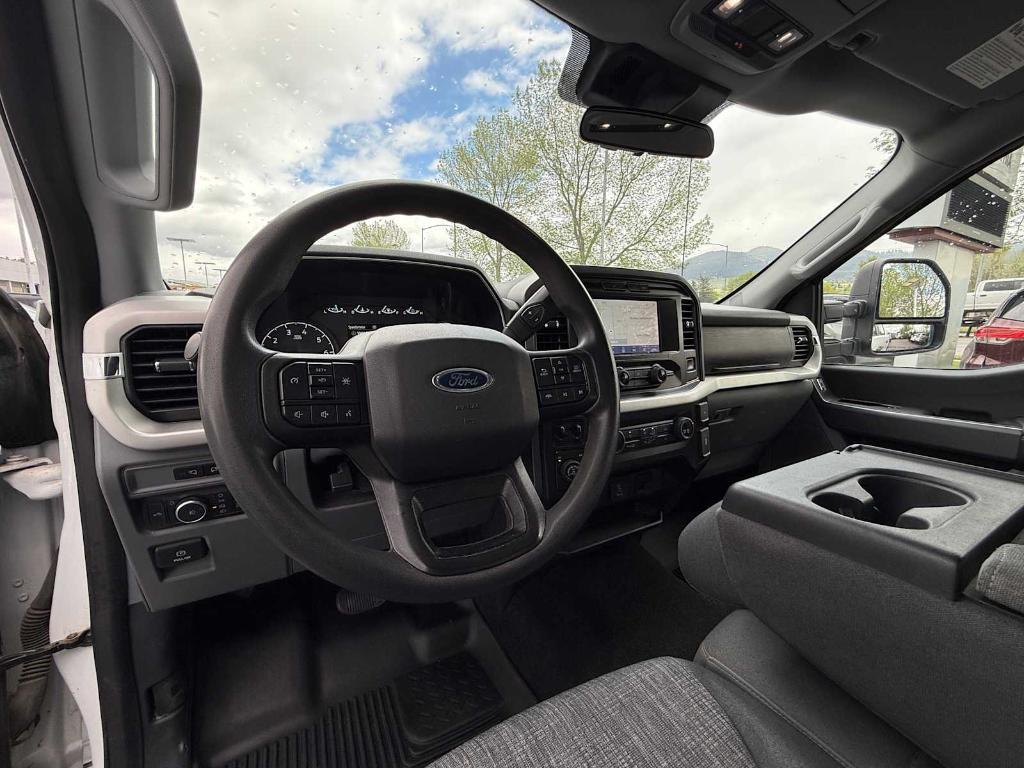 used 2022 Ford F-150 car, priced at $29,000