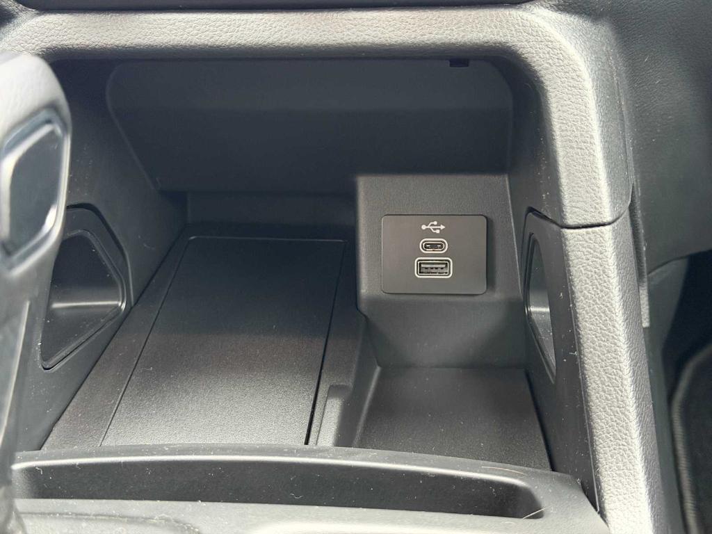 new 2025 Ford Ranger car, priced at $40,300