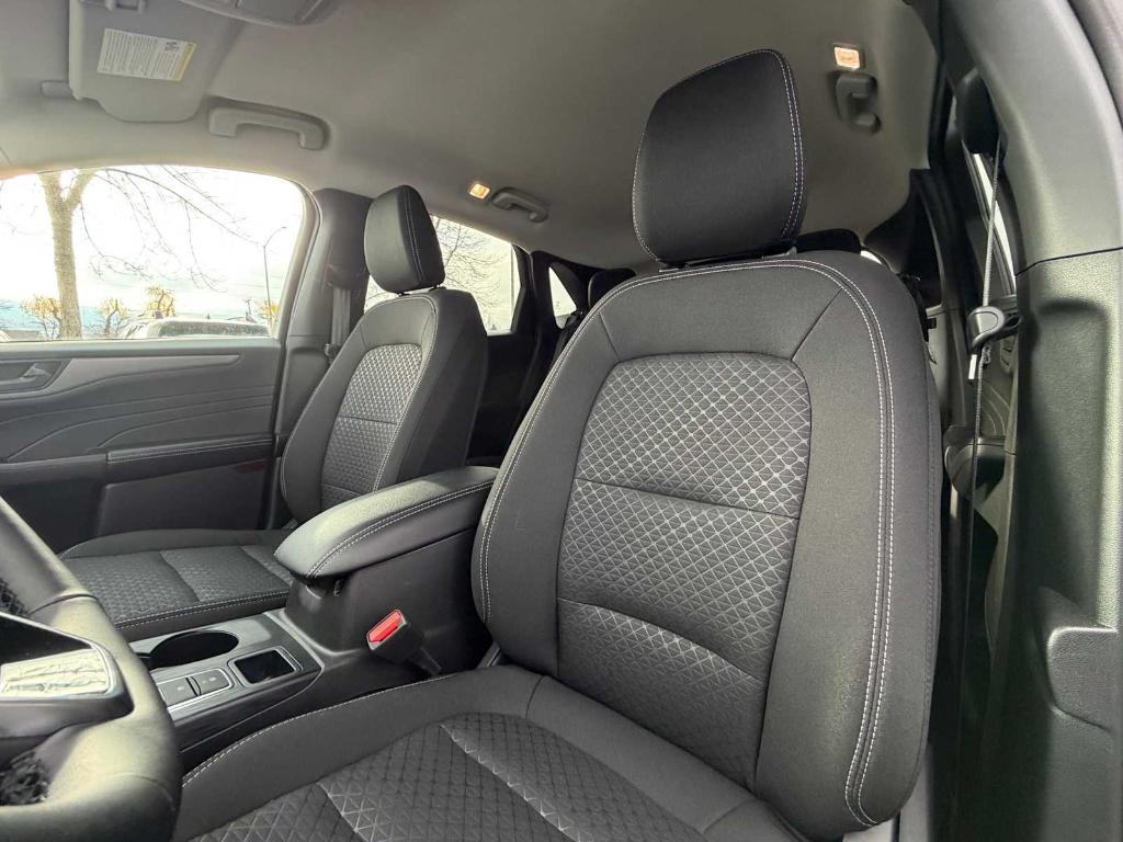 new 2025 Ford Escape car, priced at $33,461