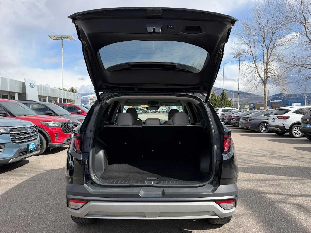 used 2025 Hyundai Tucson car, priced at $24,995