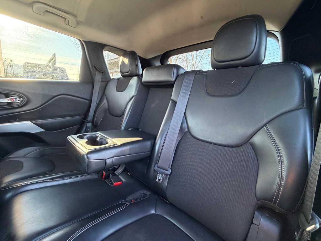 used 2018 Jeep Cherokee car, priced at $15,301