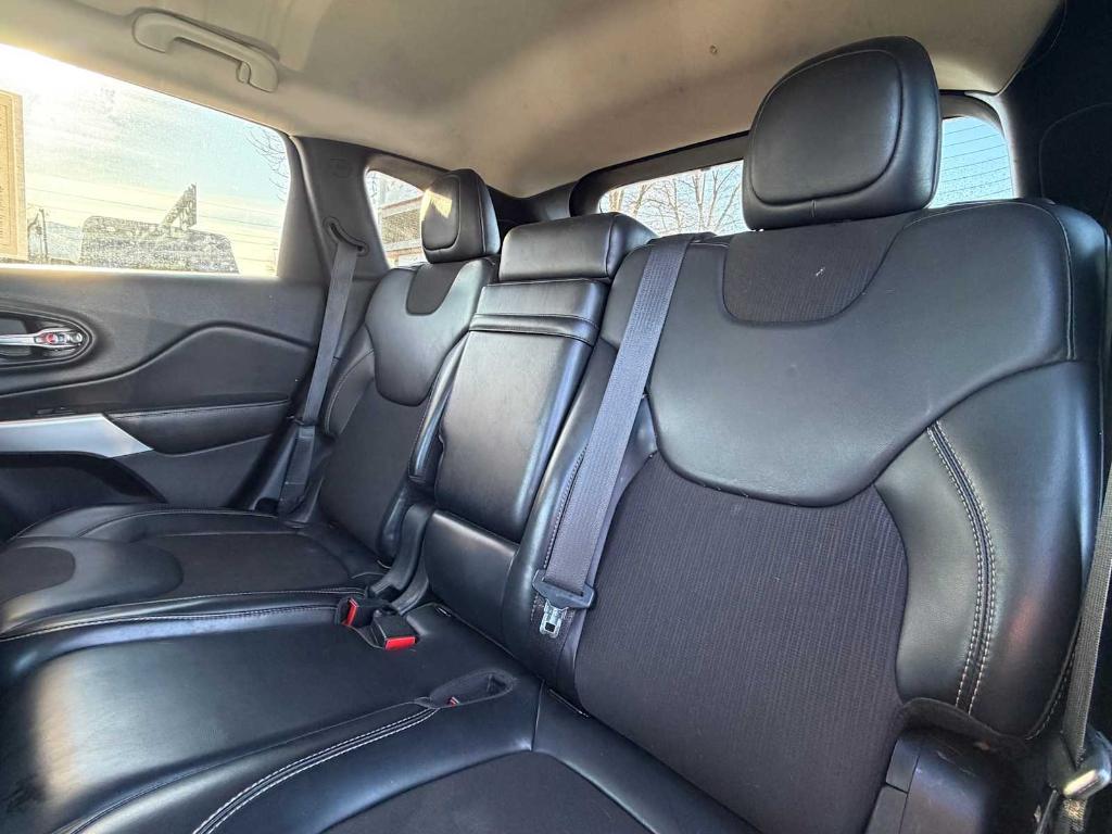 used 2018 Jeep Cherokee car, priced at $15,301