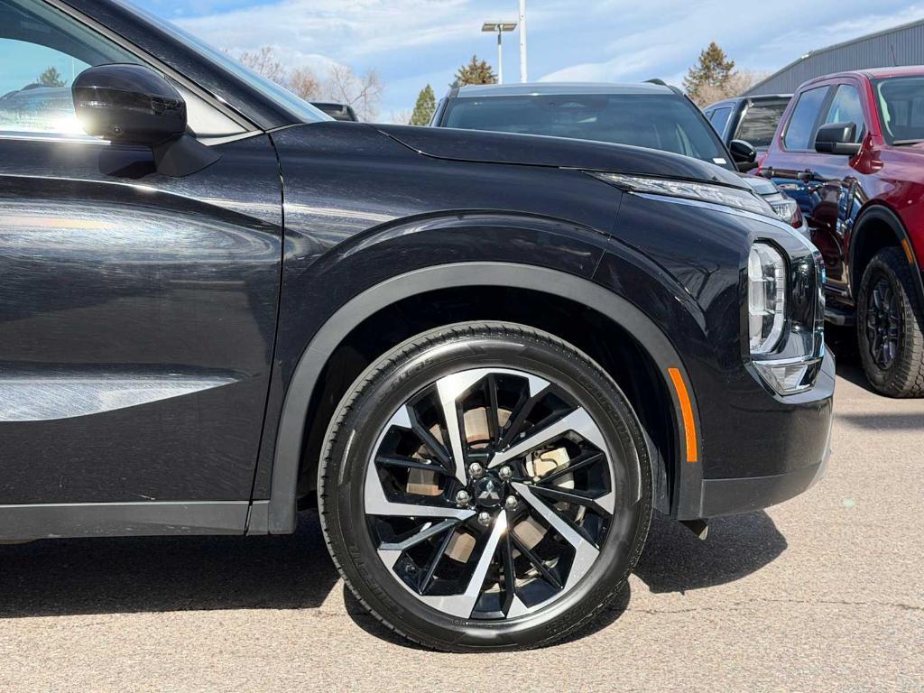 used 2024 Mitsubishi Outlander car, priced at $22,301