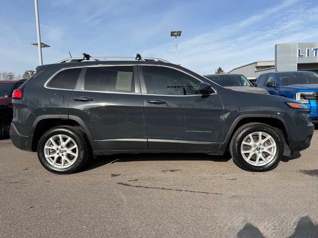 used 2018 Jeep Cherokee car, priced at $10,901