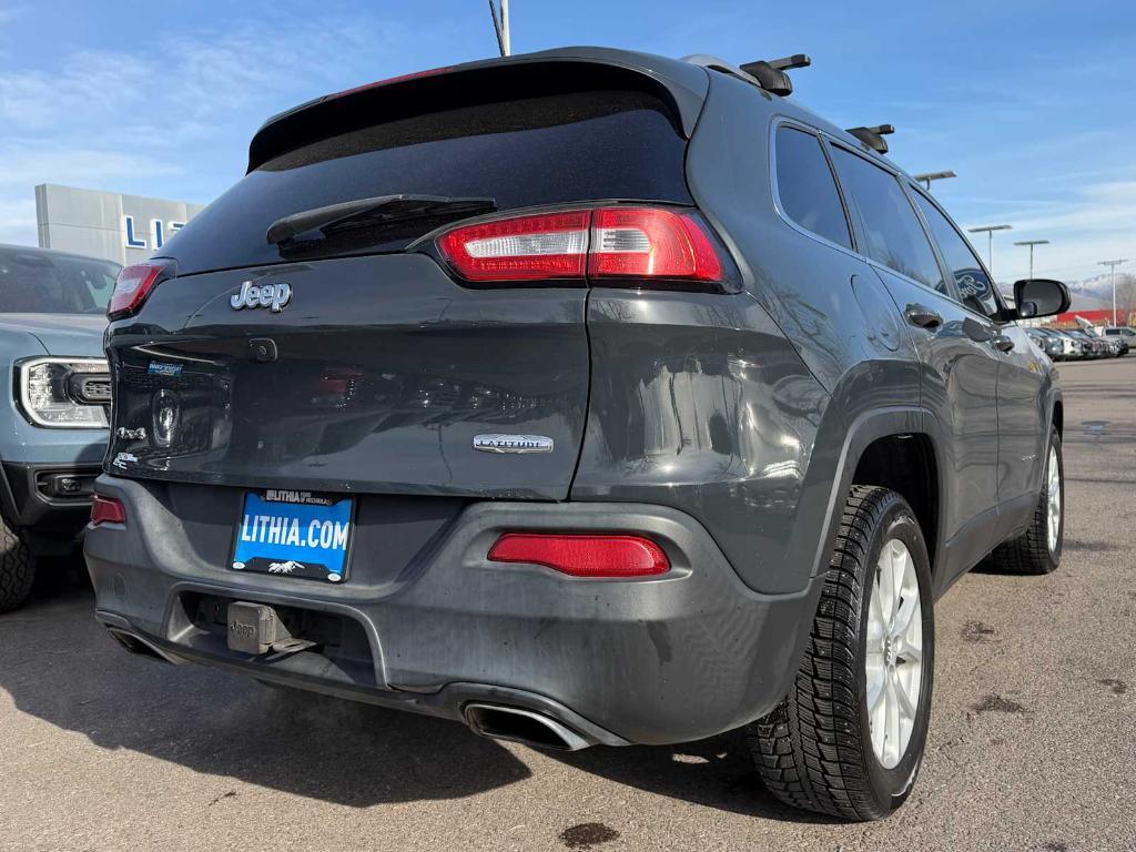 used 2018 Jeep Cherokee car, priced at $10,901