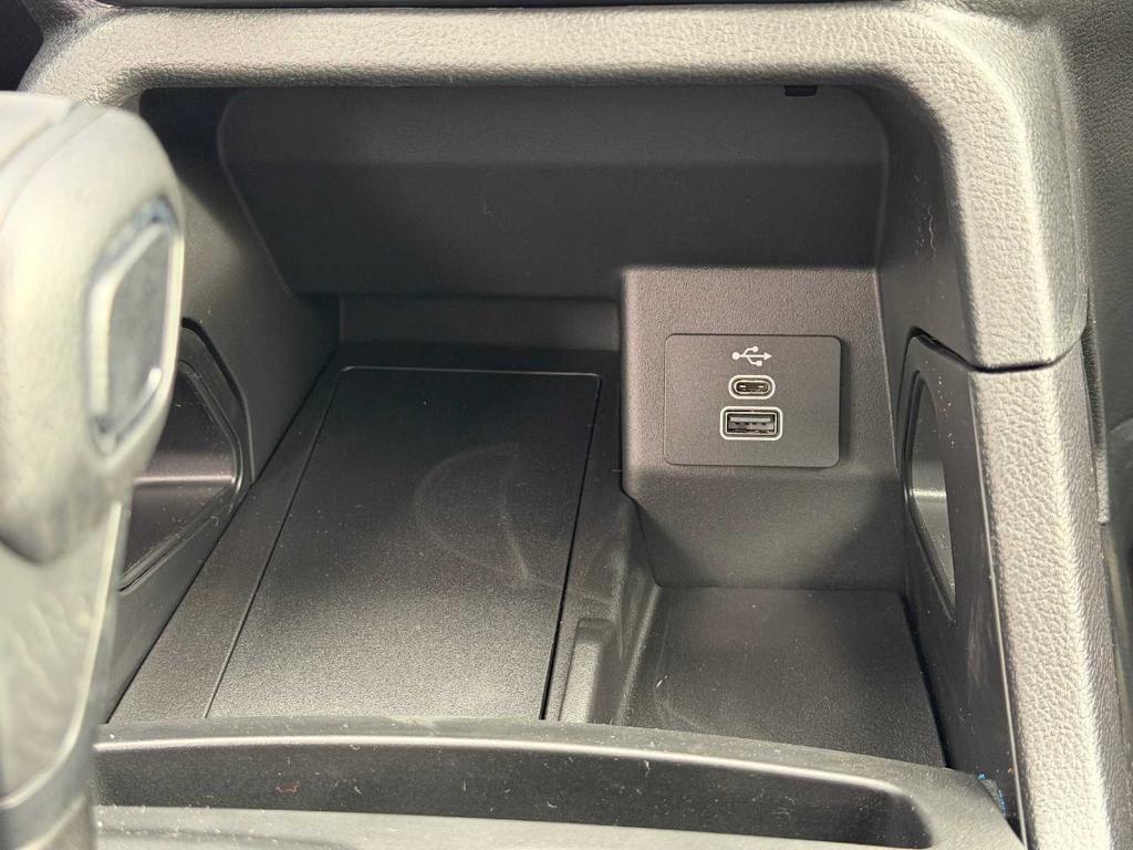 new 2025 Ford Ranger car, priced at $40,323