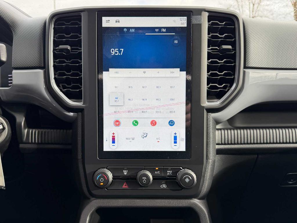 new 2025 Ford Ranger car, priced at $40,323