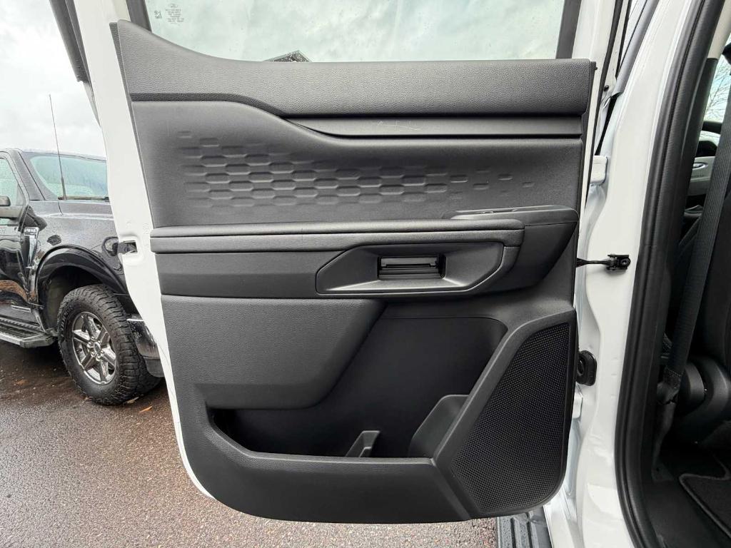 new 2025 Ford Ranger car, priced at $40,323