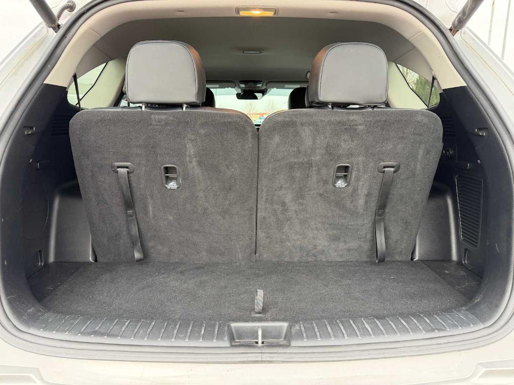 used 2023 Kia Sorento Hybrid car, priced at $26,301