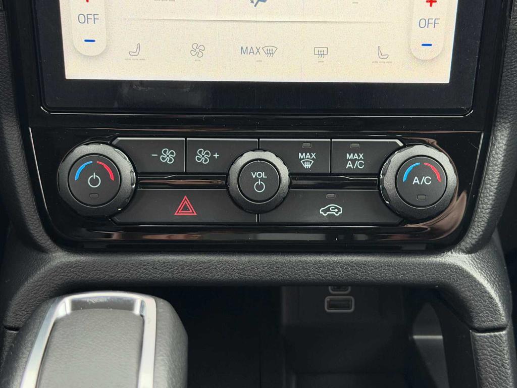 new 2025 Ford Ranger car, priced at $45,552