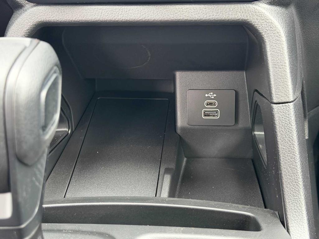 new 2025 Ford Ranger car, priced at $39,929