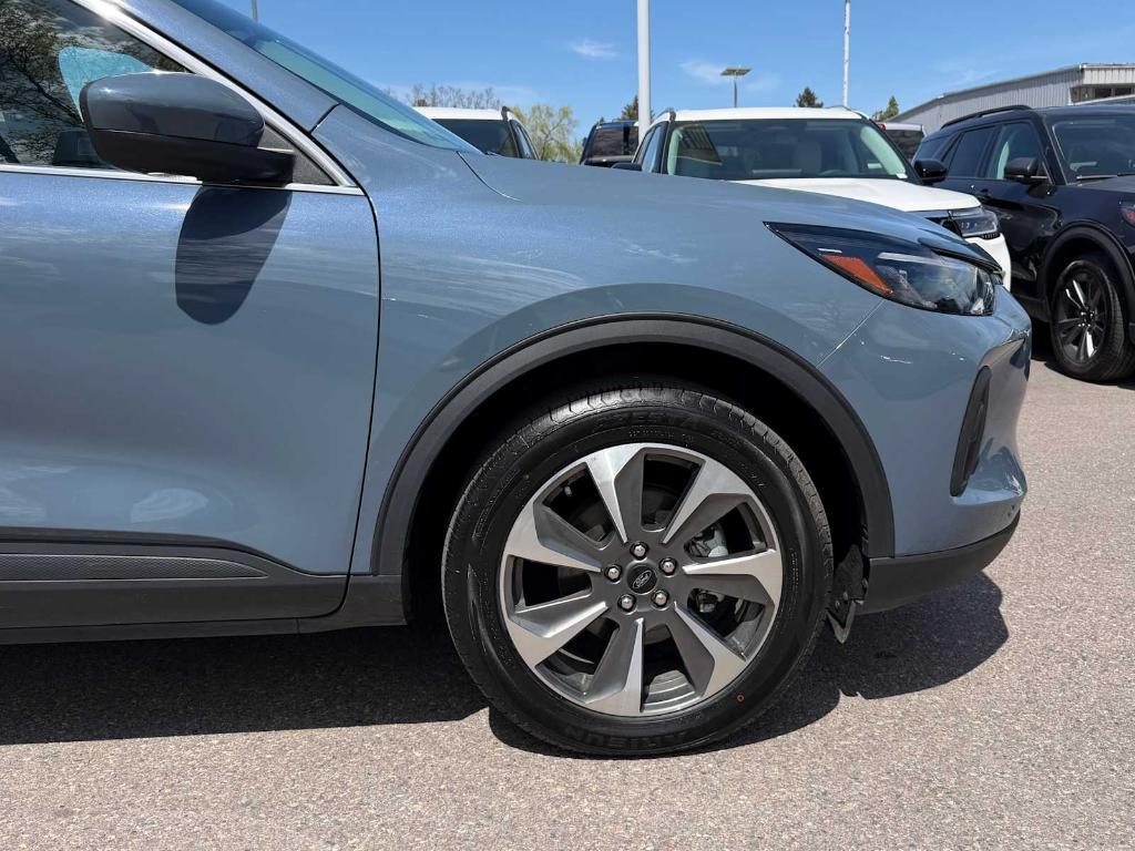 used 2024 Ford Escape car, priced at $29,400
