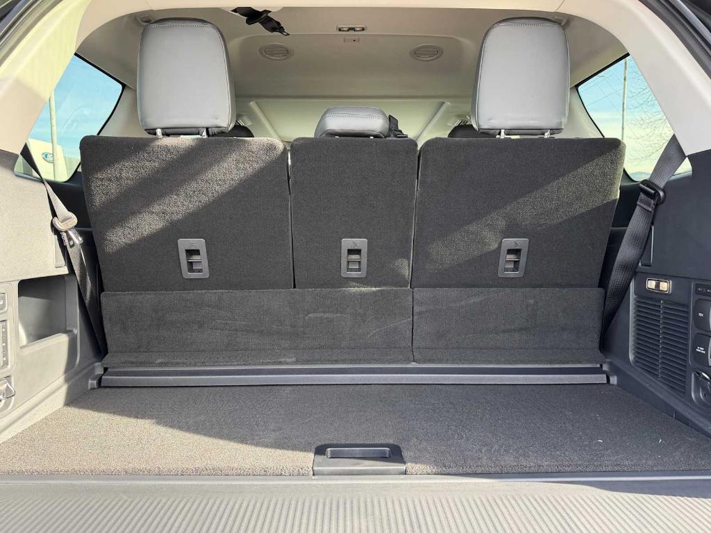 new 2025 Ford Expedition car, priced at $70,477