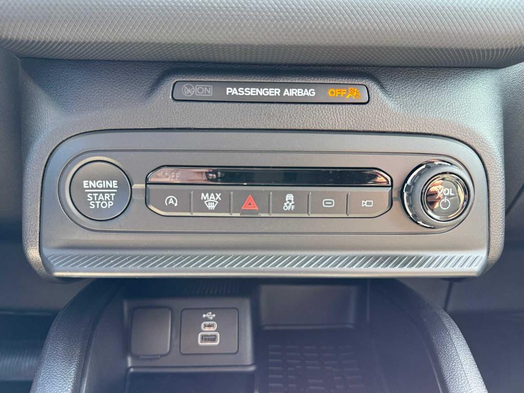 new 2025 Ford Bronco Sport car, priced at $30,636