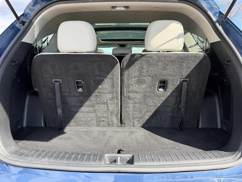 used 2024 Kia Sorento car, priced at $29,995