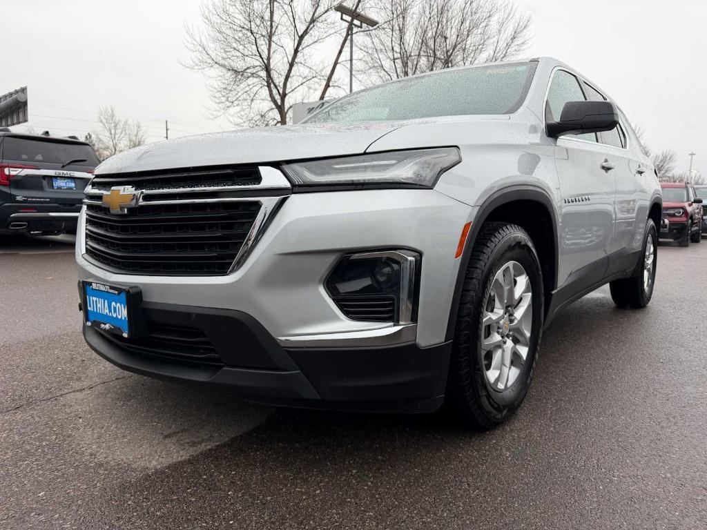used 2022 Chevrolet Traverse car, priced at $21,495