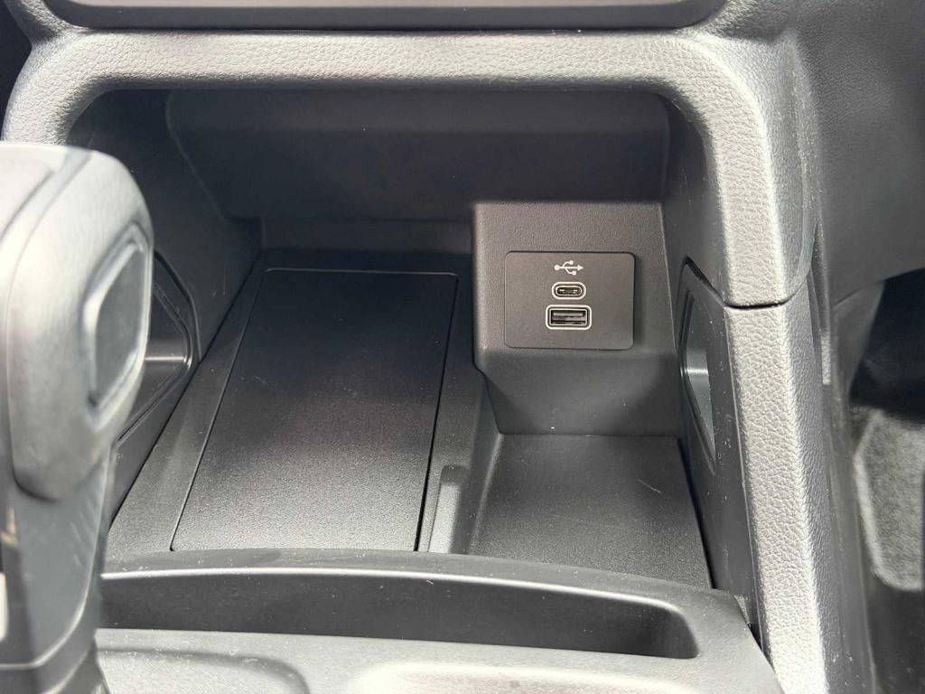 new 2025 Ford Ranger car, priced at $40,558