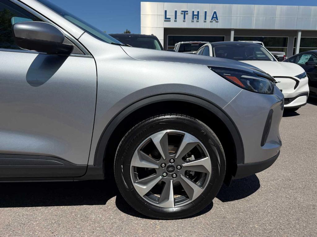 used 2024 Ford Escape car, priced at $28,437
