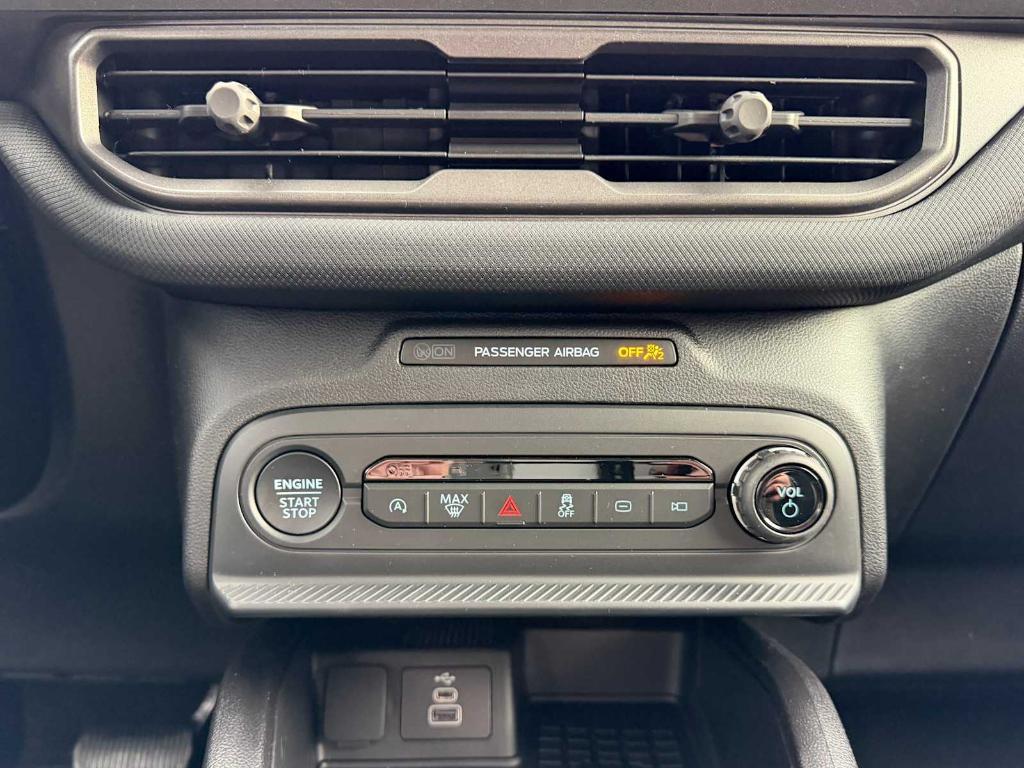 new 2025 Ford Bronco Sport car, priced at $33,987