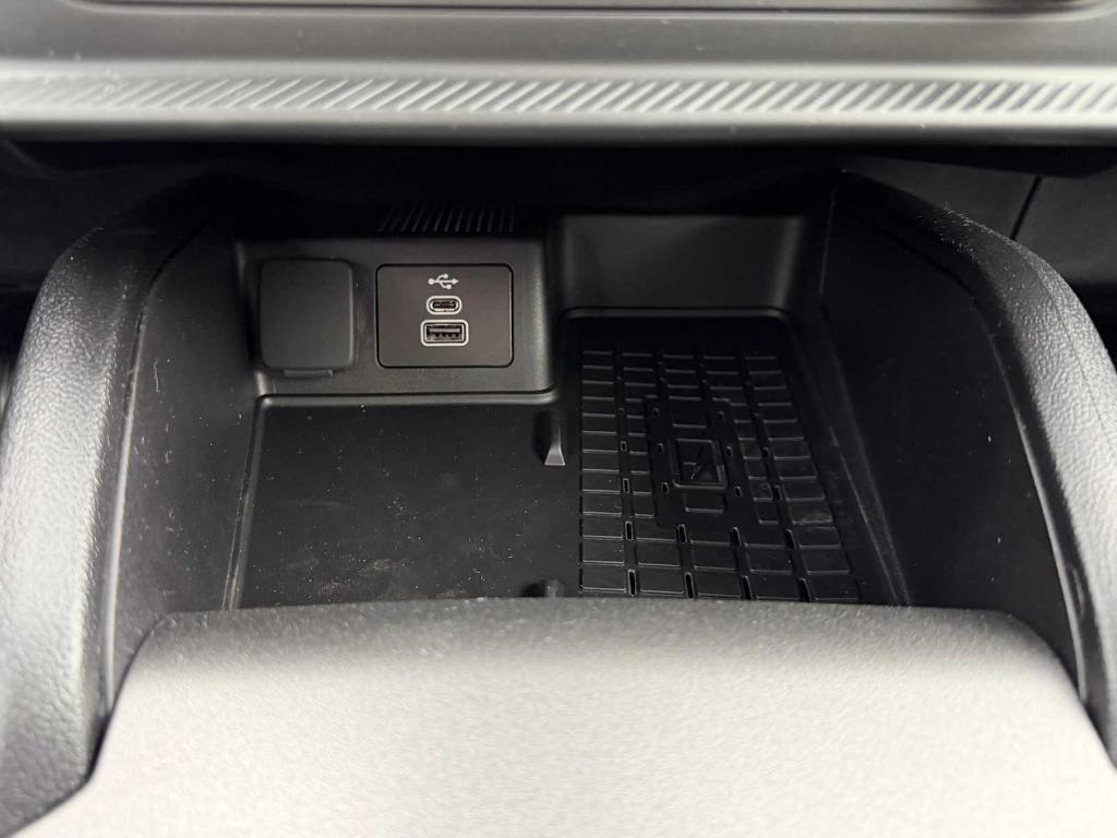 new 2025 Ford Bronco Sport car, priced at $33,987