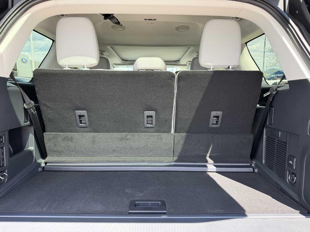 new 2026 Ford Expedition car, priced at $68,828