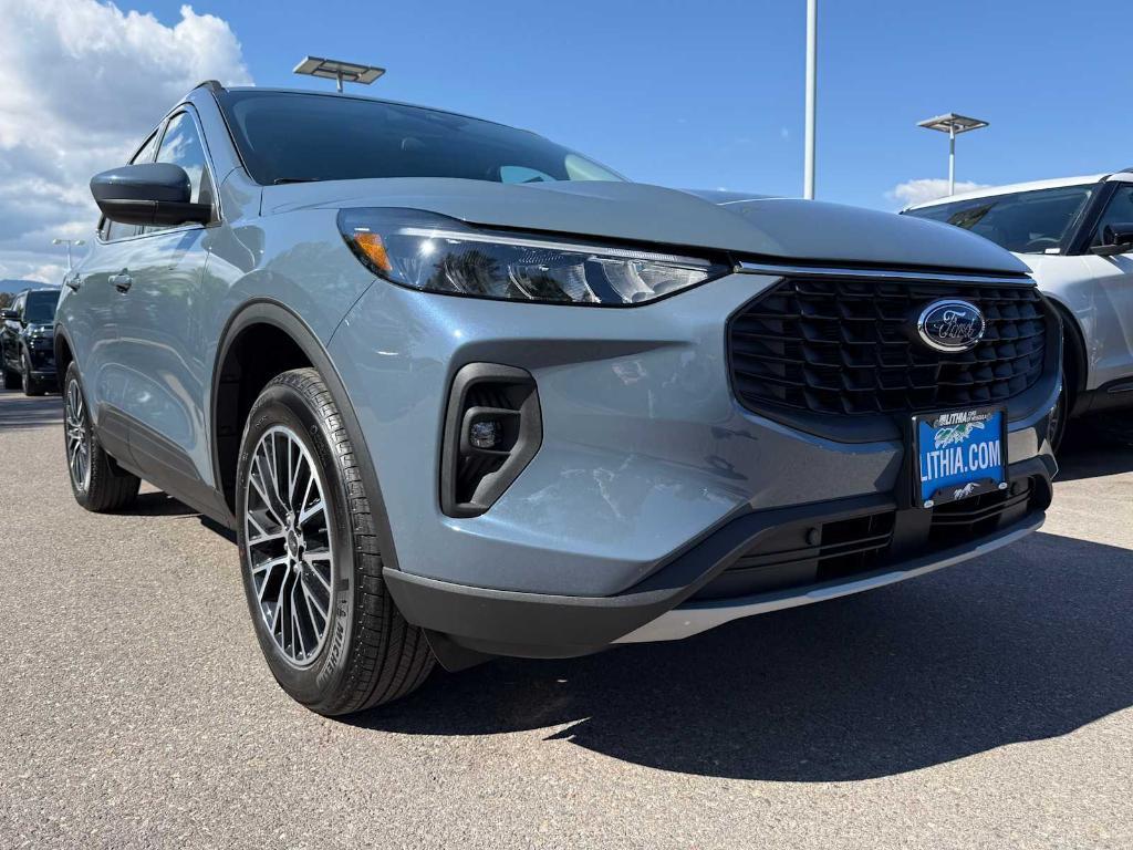 new 2025 Ford Escape car, priced at $38,167