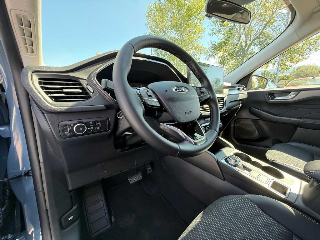 new 2025 Ford Escape car, priced at $38,167