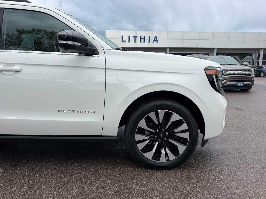 new 2026 Ford Expedition car, priced at $82,750