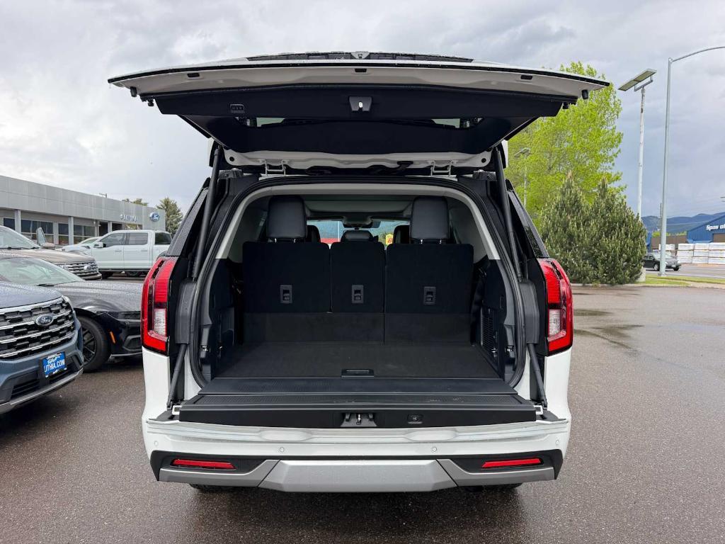 new 2026 Ford Expedition car, priced at $82,750