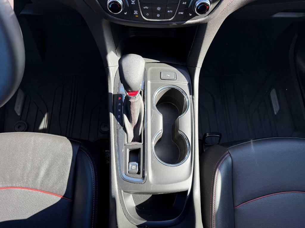 used 2024 Chevrolet Equinox car, priced at $26,988