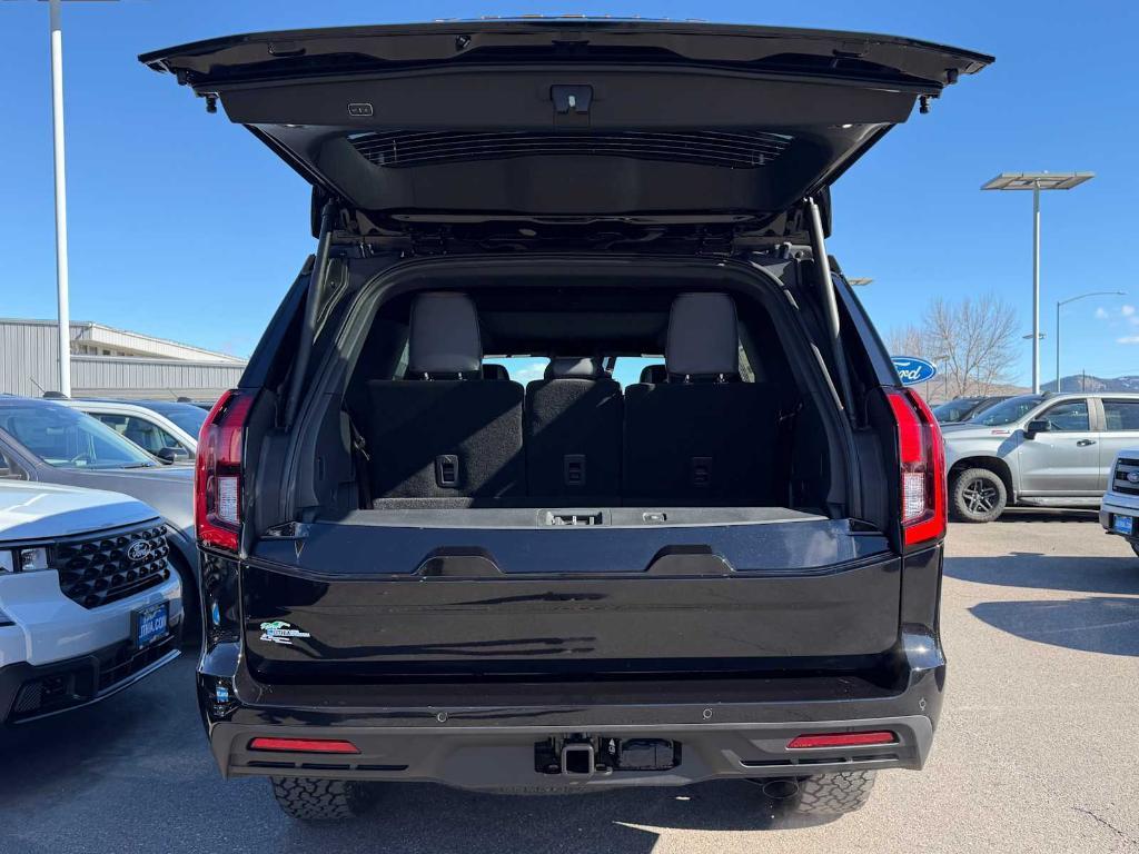 new 2026 Ford Expedition car, priced at $81,601