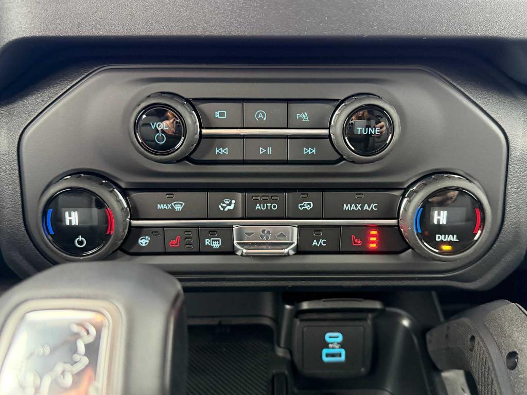 new 2025 Ford Bronco car, priced at $66,330