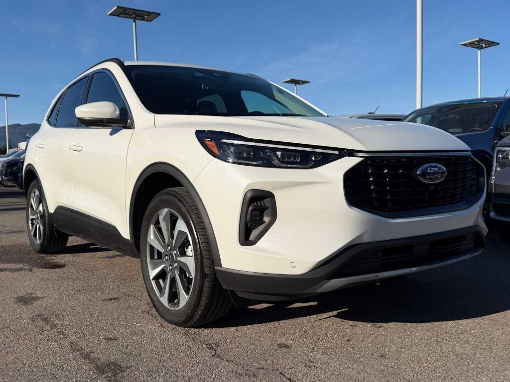 used 2025 Ford Escape car, priced at $30,301