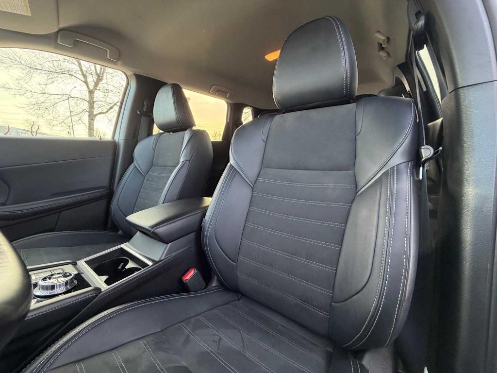 used 2024 Mitsubishi Outlander car, priced at $23,301