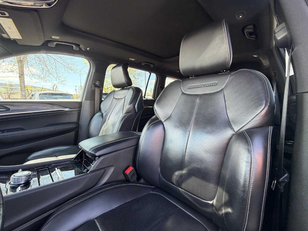 used 2022 Jeep Grand Cherokee L car, priced at $32,120
