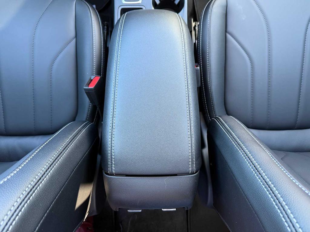 new 2025 Ford Escape car, priced at $43,447