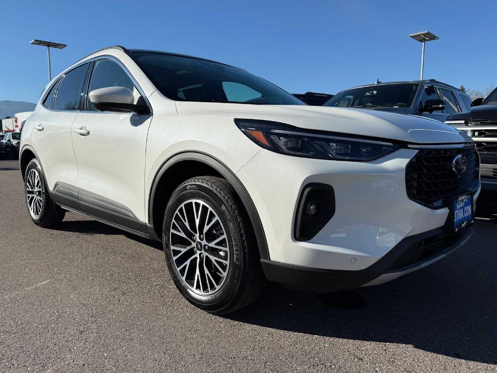new 2025 Ford Escape car, priced at $43,447