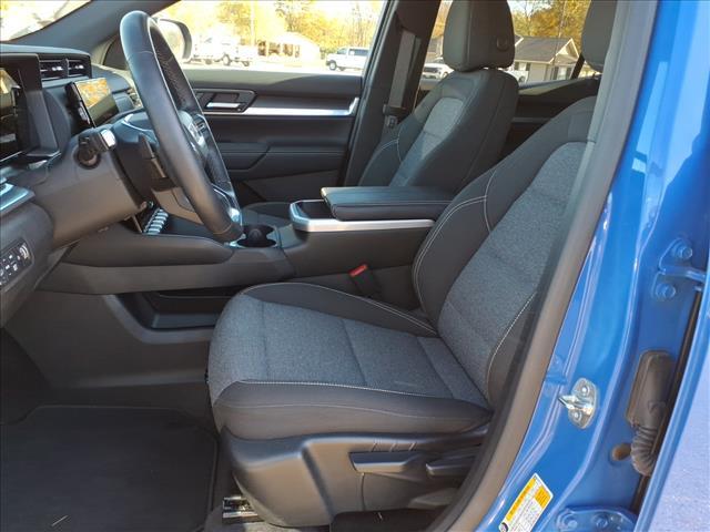 new 2025 GMC Terrain car, priced at $33,930