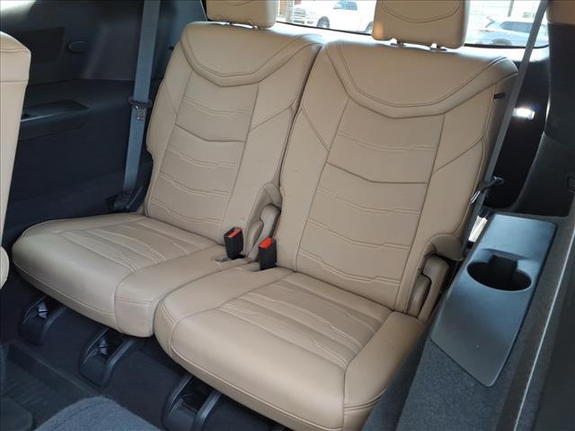 used 2022 Cadillac XT6 car, priced at $28,400
