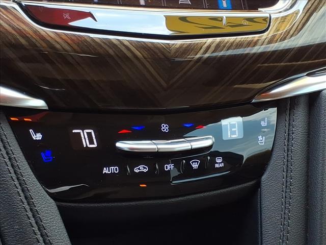 used 2022 Cadillac XT6 car, priced at $28,400