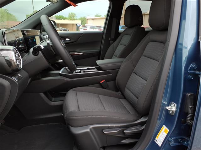 new 2026 Chevrolet Equinox car, priced at $31,780