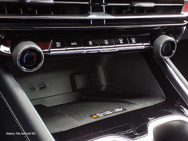 new 2026 Chevrolet Traverse car, priced at $42,735