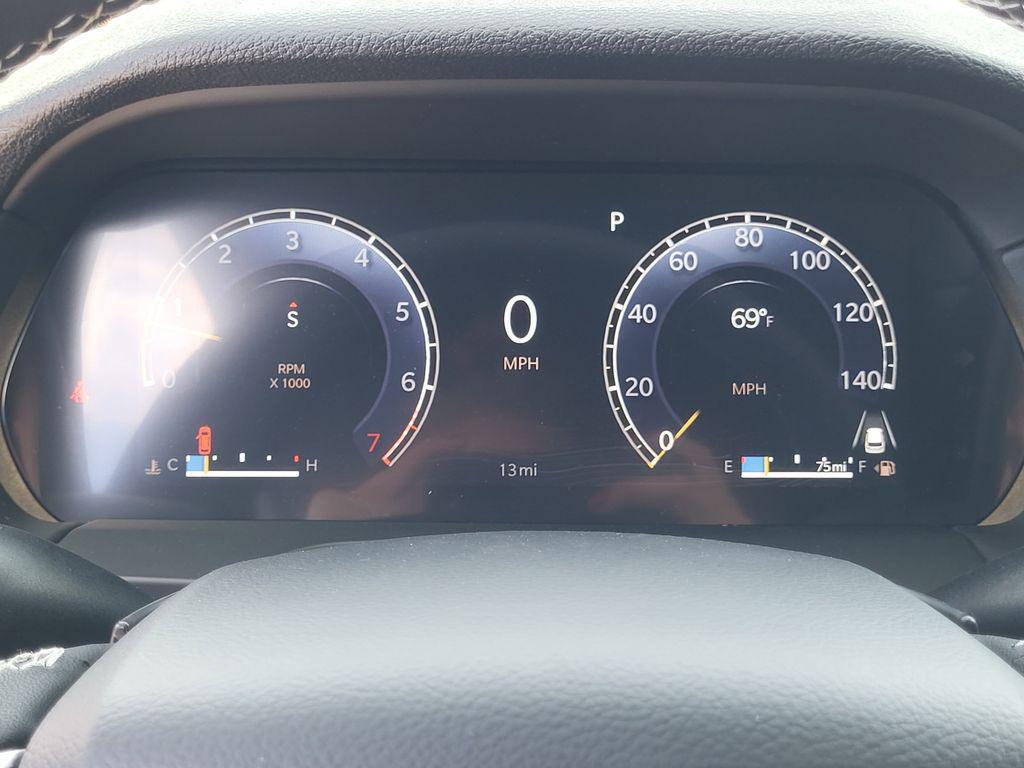 new 2026 Jeep Grand Cherokee car, priced at $43,000