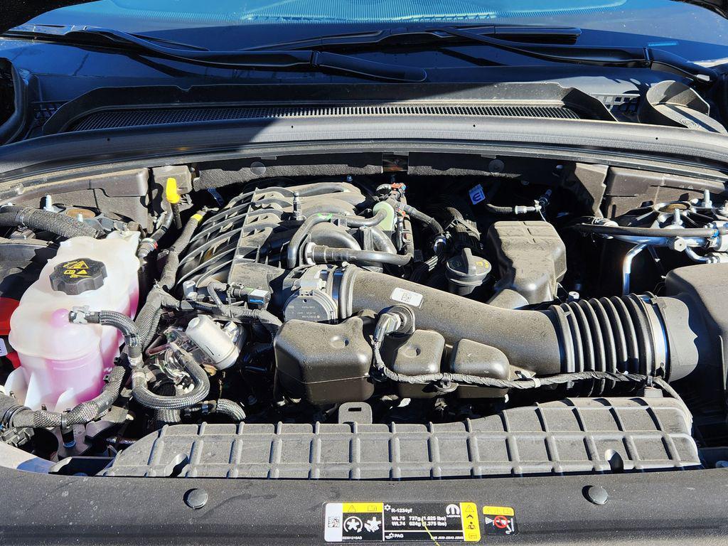 new 2025 Jeep Grand Cherokee car, priced at $33,258