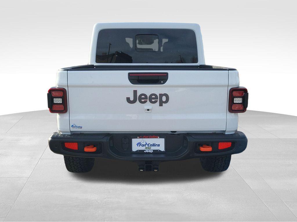 new 2026 Jeep Gladiator car, priced at $57,932