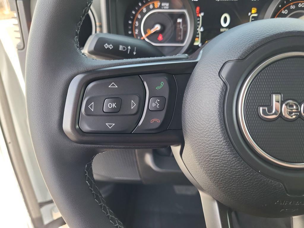 new 2026 Jeep Gladiator car, priced at $57,932