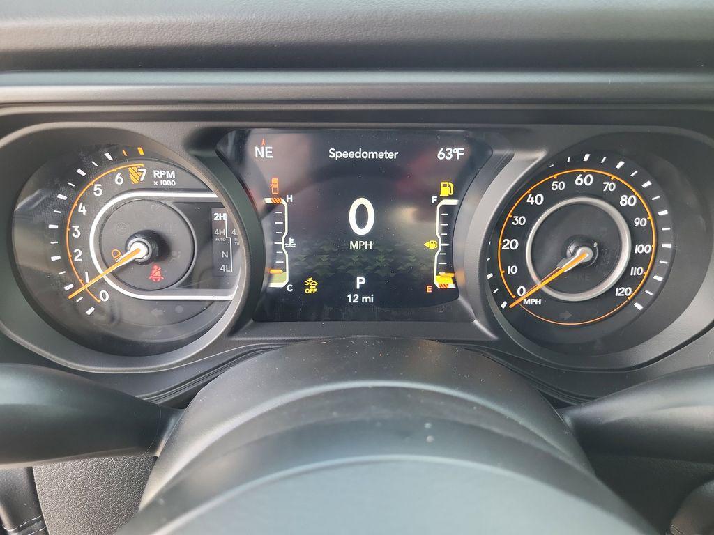 new 2026 Jeep Gladiator car, priced at $57,932